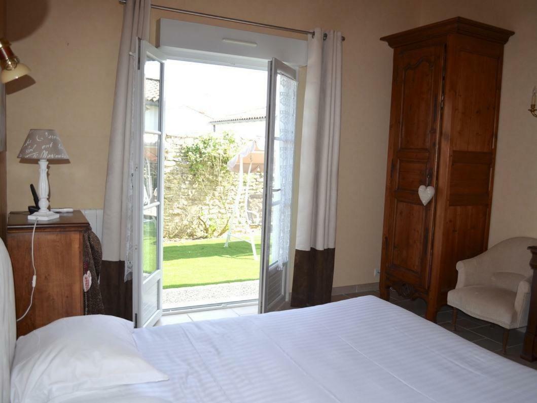 Locations De Vacances Le Clos Rhea Saint-Martin-de-Ré Rom bilde