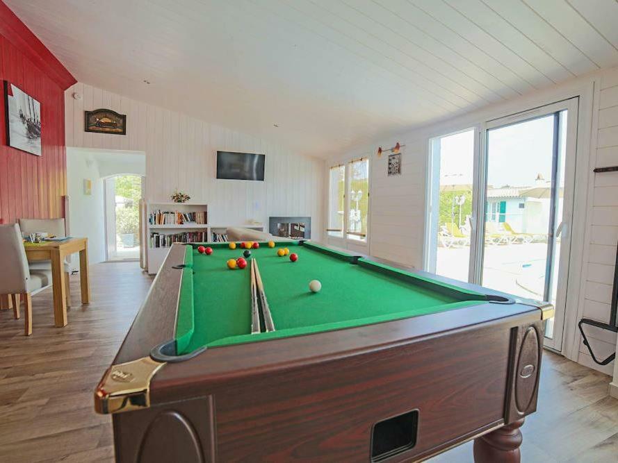 Locations De Vacances Le Clos Rhea Saint-Martin-de-Ré Eksteriør bilde